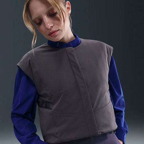 NIKE - 24.7 PerfectStretch Therma-FIT Woven Kadın Gri Yelek