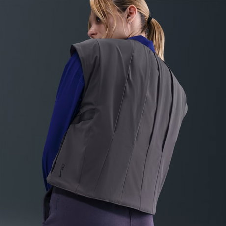 NIKE - 24.7 PerfectStretch Therma-FIT Woven Kadın Gri Yelek (1)