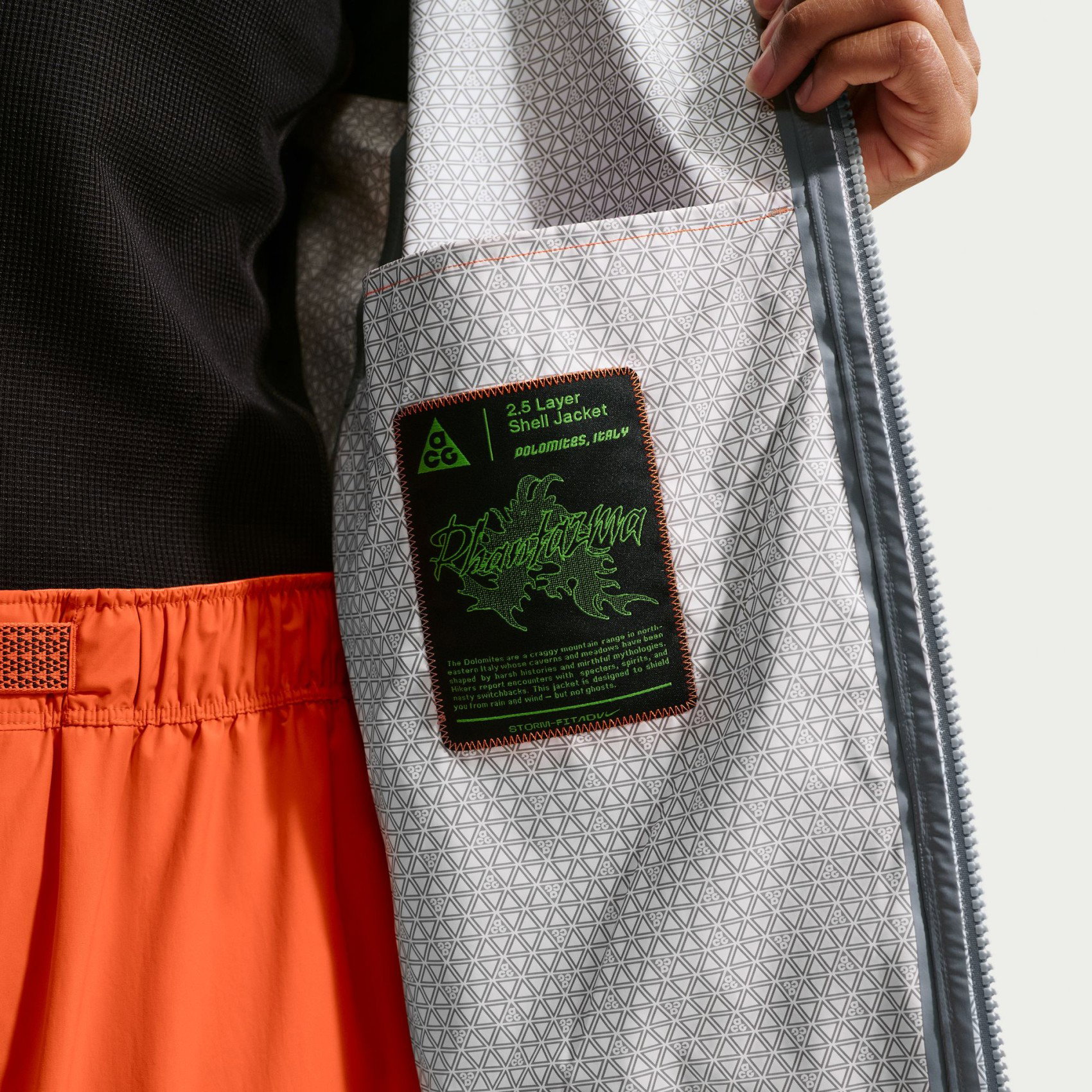 Nike ACG Storm-FIT ADV Phantazma Jacket Kadın Ceket
