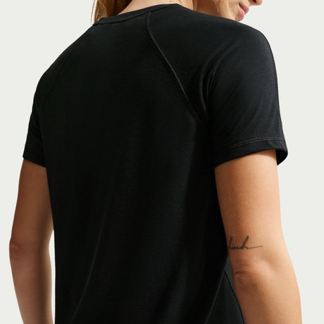 NIKE - ACG Trail Dri-FIT Ss Top Kadın Siyah Tişört (1)