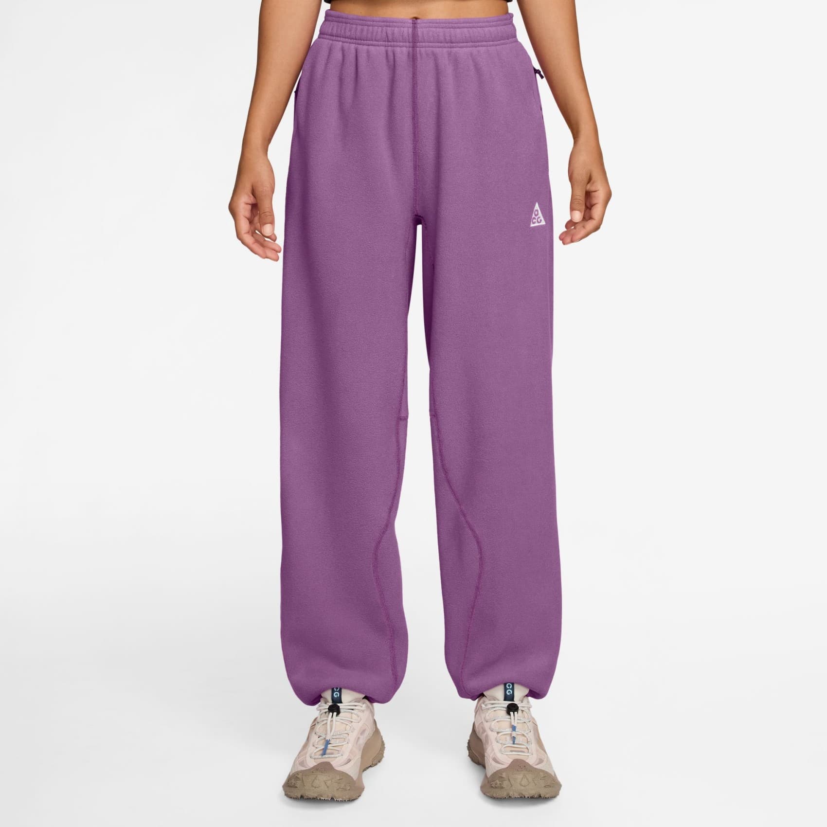 Женские спортивные штаны Nike ACG Wolf Tree Pant