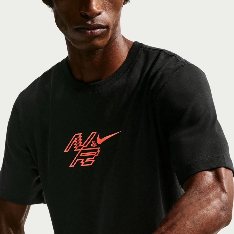 AeroSwift Dri-FIT Gfx Tee Erkek Siyah Tişört