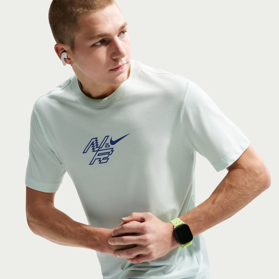 AeroSwift Dri-FIT Gfx Tee Erkek Yeşil Tişört