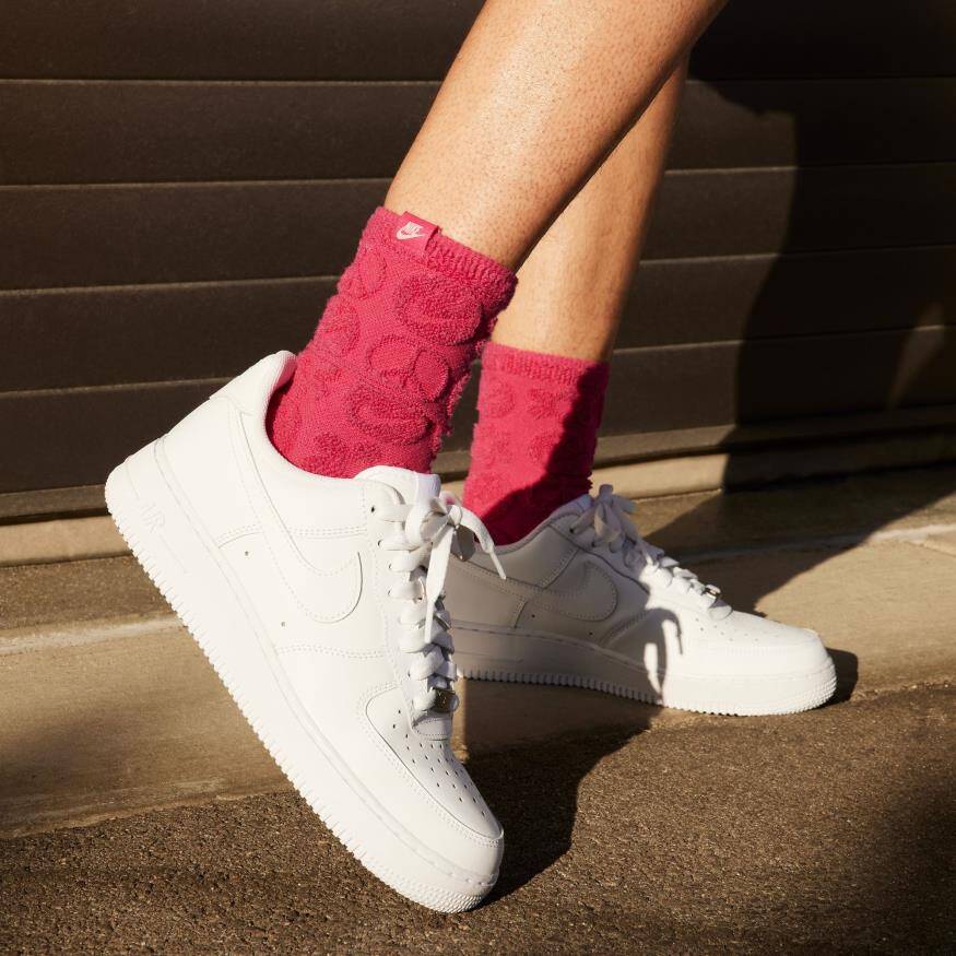 Женские кроссовки Nike Air Force 1 '07 Sneaker DD8959-100