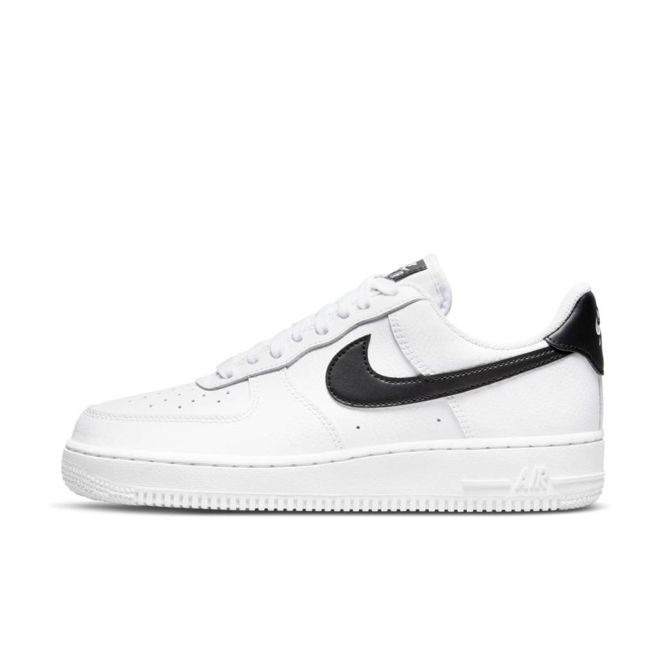 Женские кроссовки Nike Air Force 1 '07 Sneaker