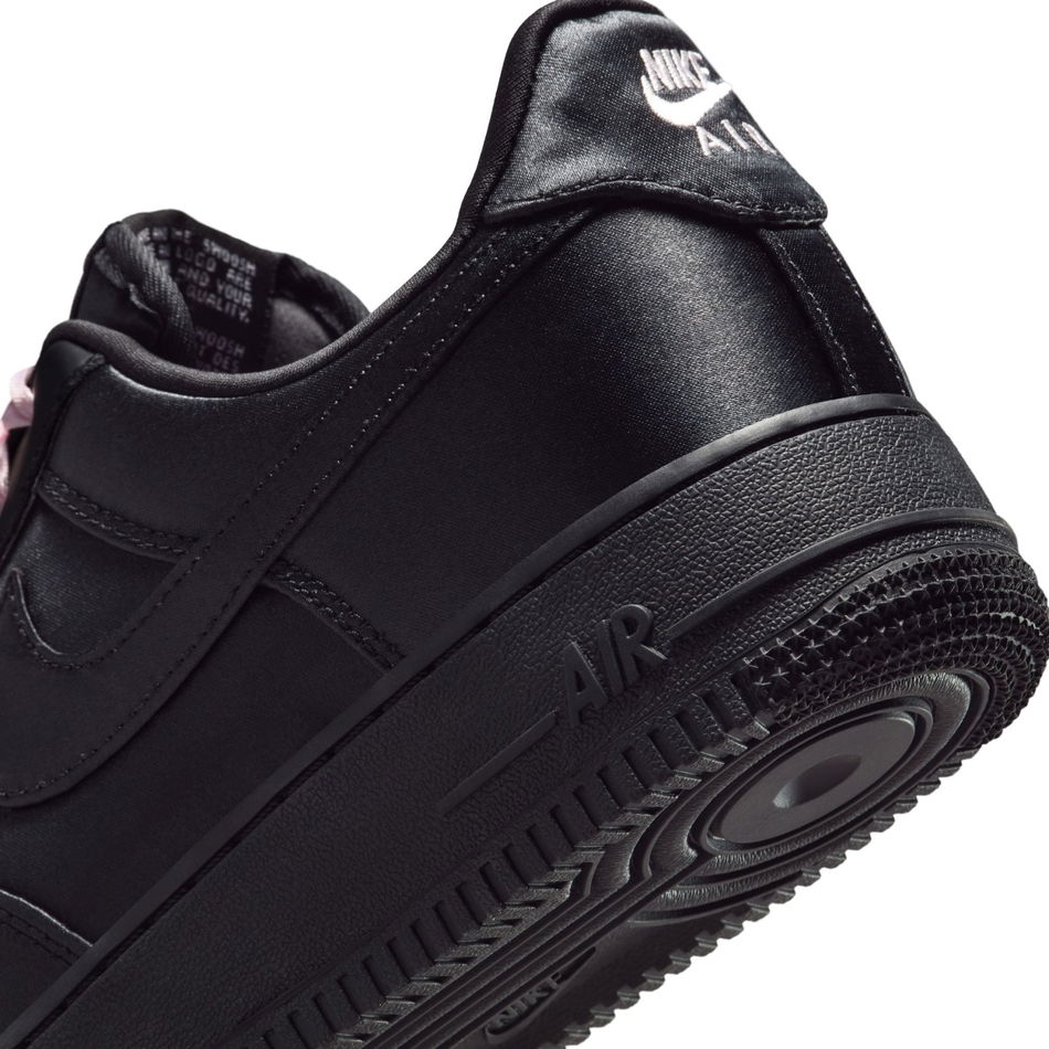 Air Force 1 '07 LV8 'Black Satin' Kadın Sneaker Ayakkabı