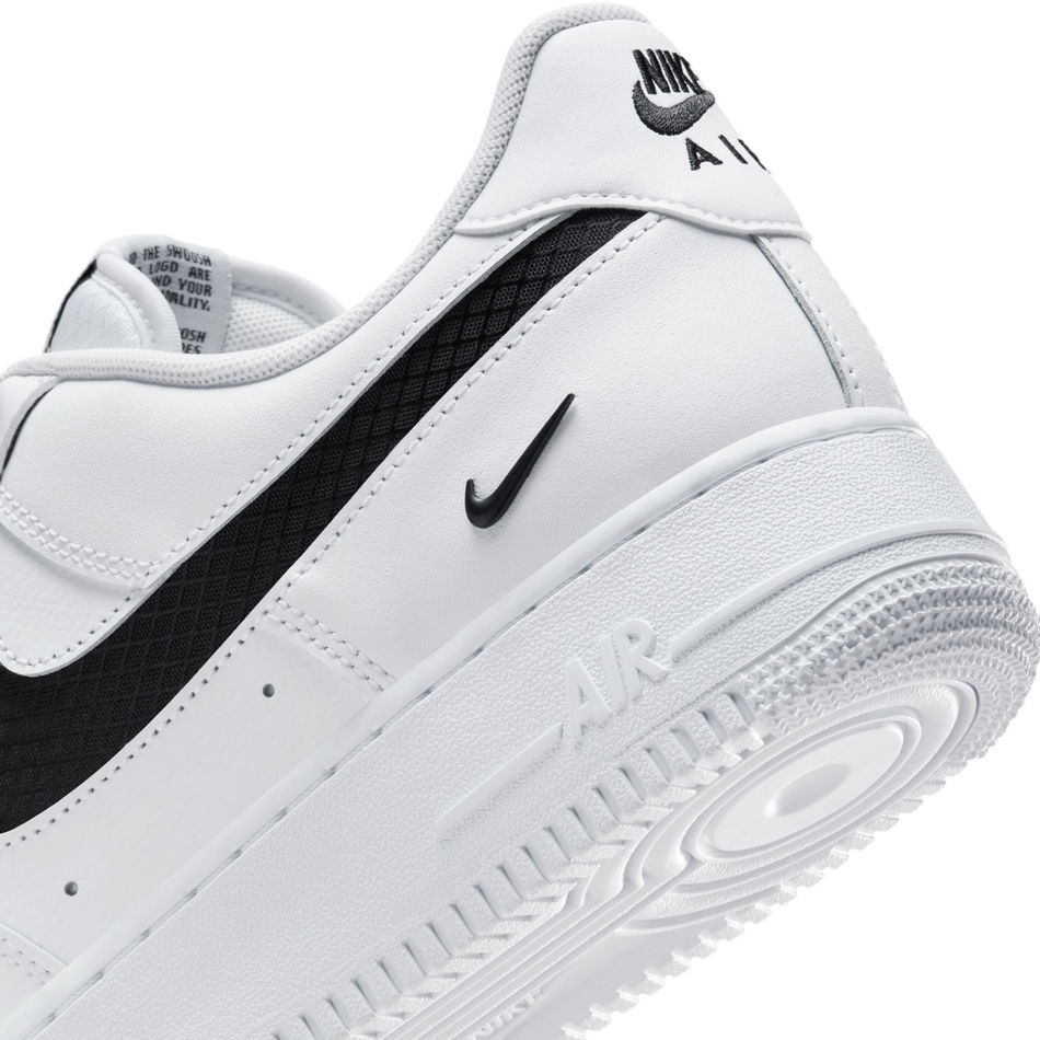 Air Force 1 '07 LV8 Erkek Beyaz Sneaker Ayakkabı