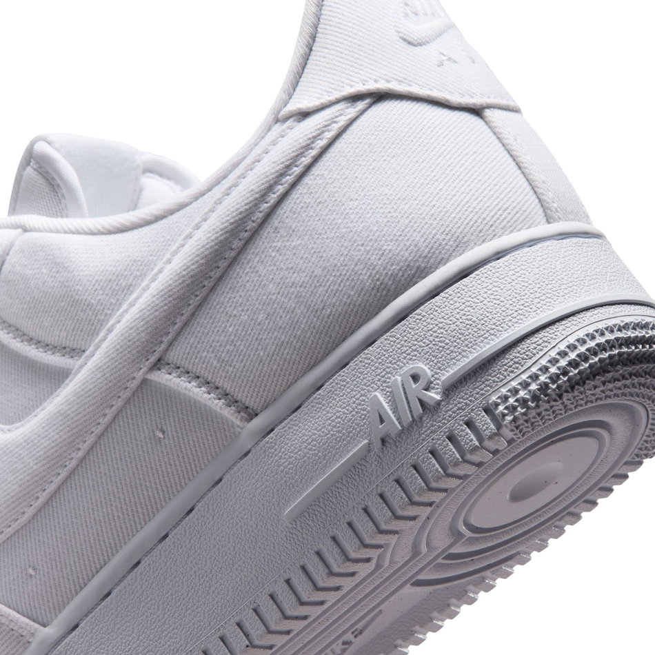 Air Force 1 '07 Lv8 Essential+ Erkek Beyaz Sneaker Ayakkabı