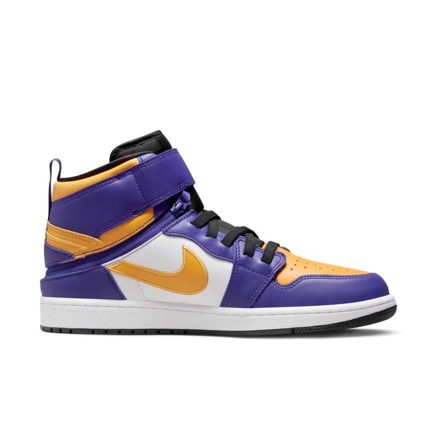 Nike Air Jordan 1 Hi FlyEase Basketbol Ayakkabısı