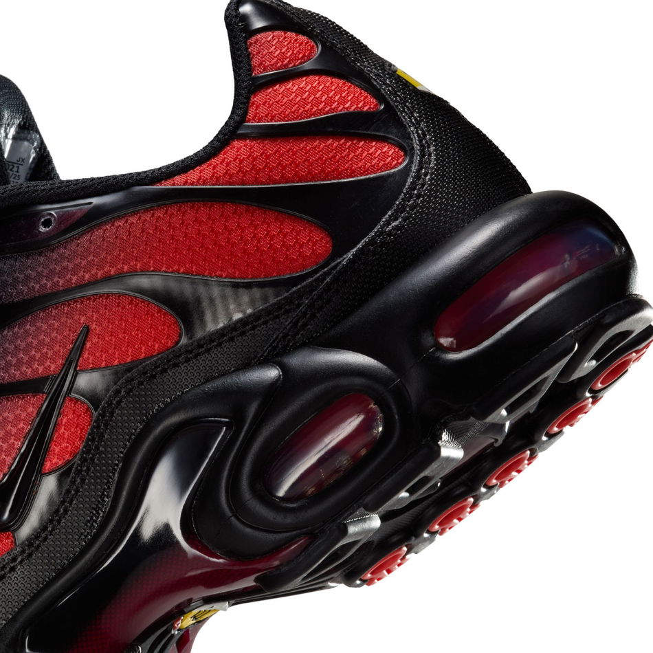 Air Max Plus Black Red Erkek Sneaker Ayakkabı