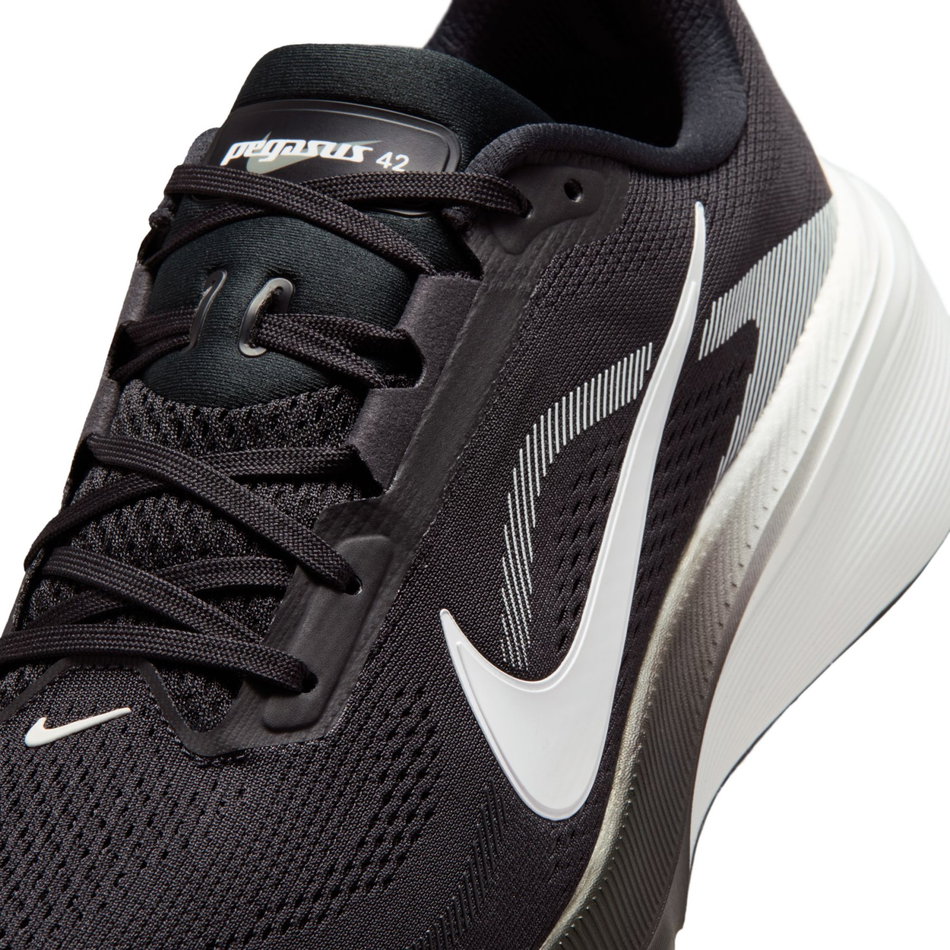 Air Zoom Pegasus 42 Erkek Siyah Koşu Ayakkabısı