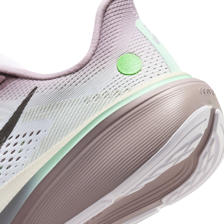 Air Zoom Pegasus 42 Kadın Koşu Ayakkabısı