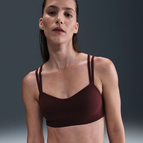 NIKE - Alate Trace Hafif Destekli Dolgulu Bra Kadın Sporcu Sütyeni