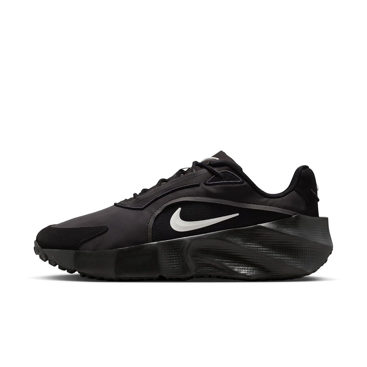 Женские кроссовки Nike Aura Edge Sneaker