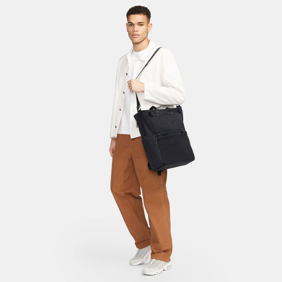 Backpack M Siyah Sırt Çantası