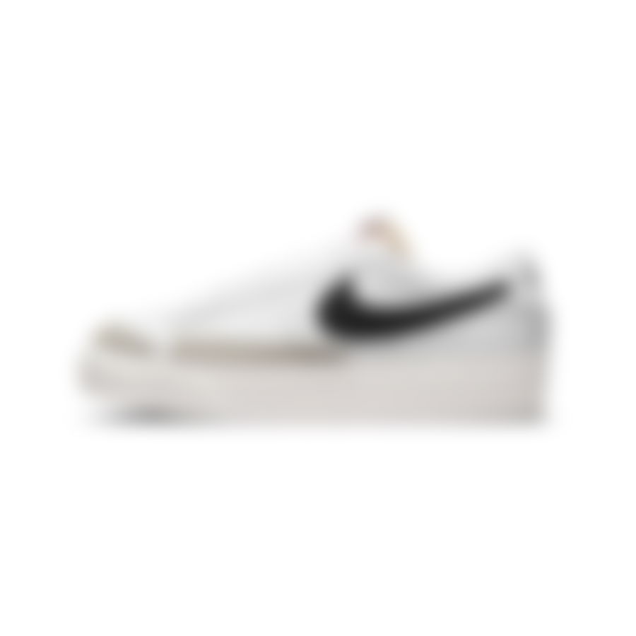 NIKE - Blazer Low Platform Kadın Sneaker Ayakkabı (1)