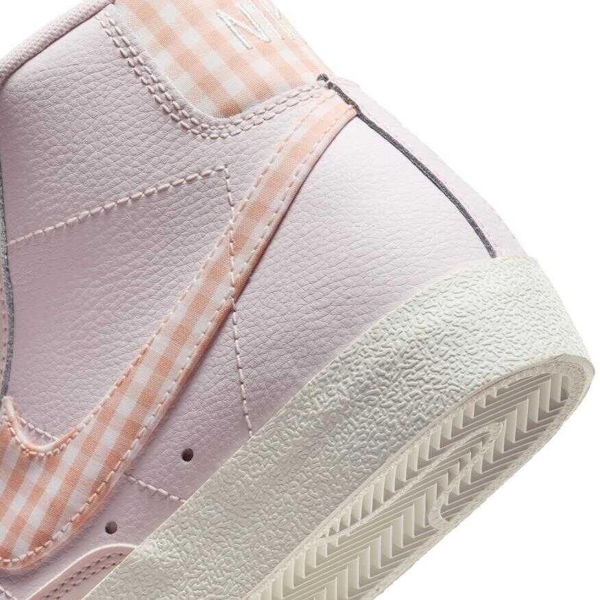 Blazer Mid '77 Kadın Sneaker Ayakkabı