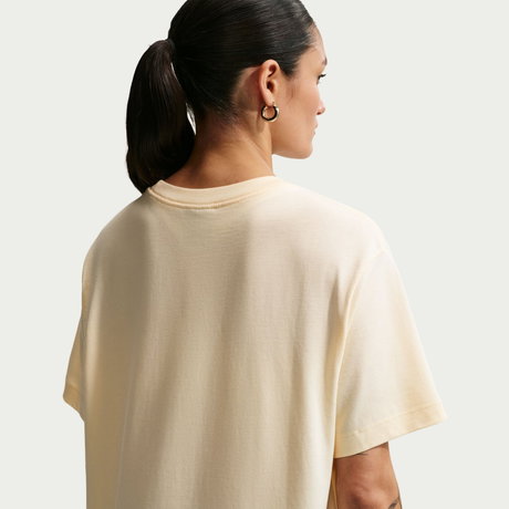 NIKE - Boxy Os Tee Kadın Bej Tişört (1)