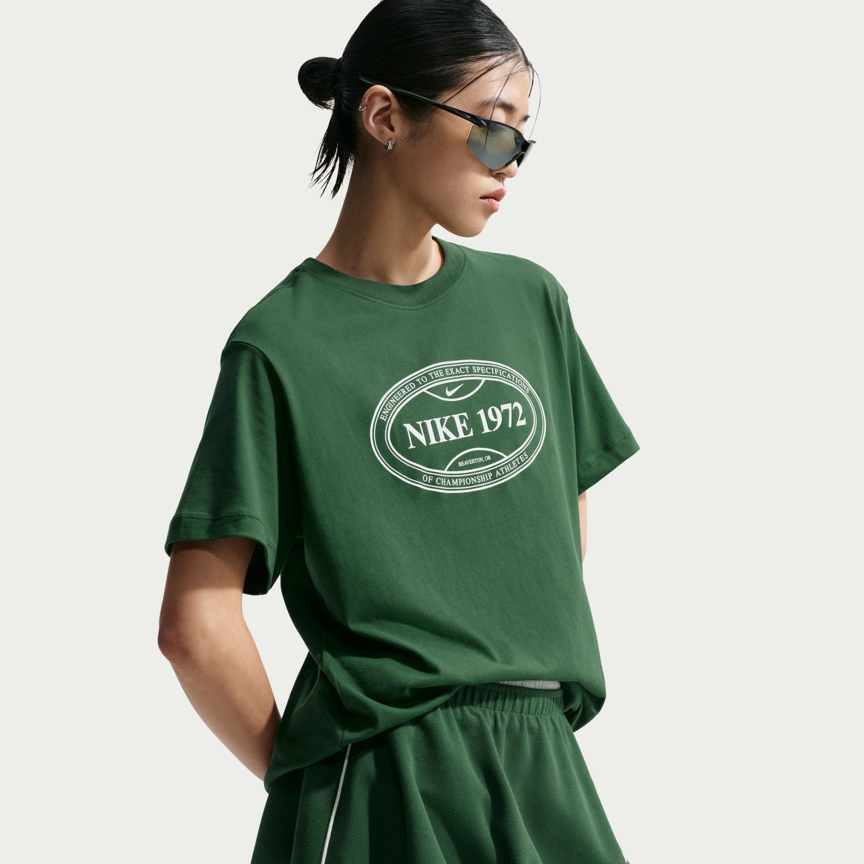オフイン Nike Boxy Os Tee Kadın Yeşil Tişört IX1954-323