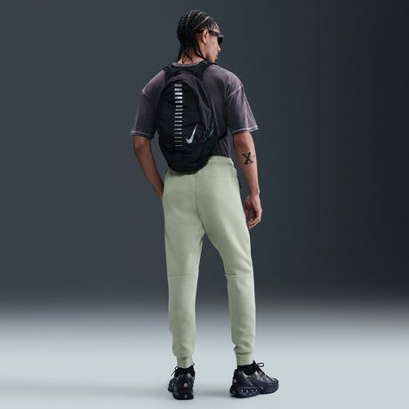 NIKE - Chelsea FC Tech Fleece Jogger Erkek Eşofman Altı (1)