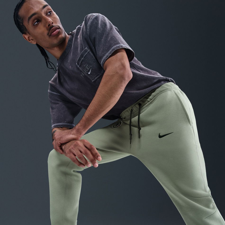 Chelsea FC Tech Fleece Jogger Erkek Eşofman Altı