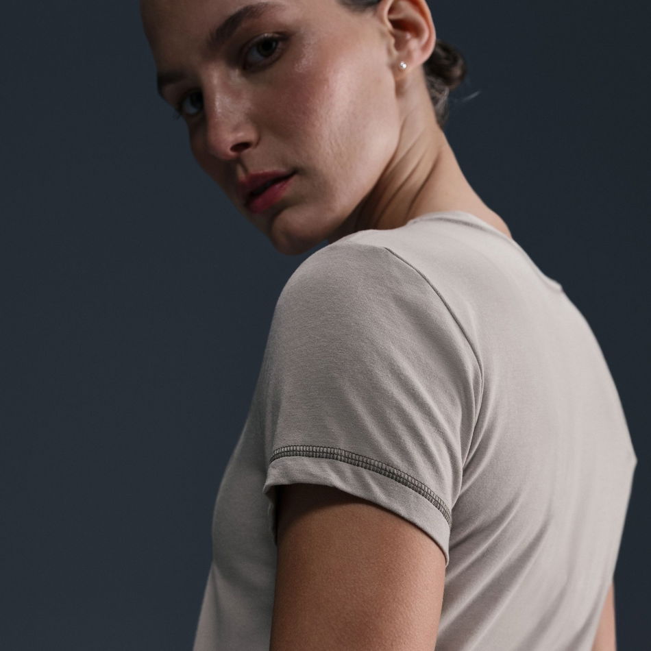 Chill Knit Crop Kadın Bej Tişört