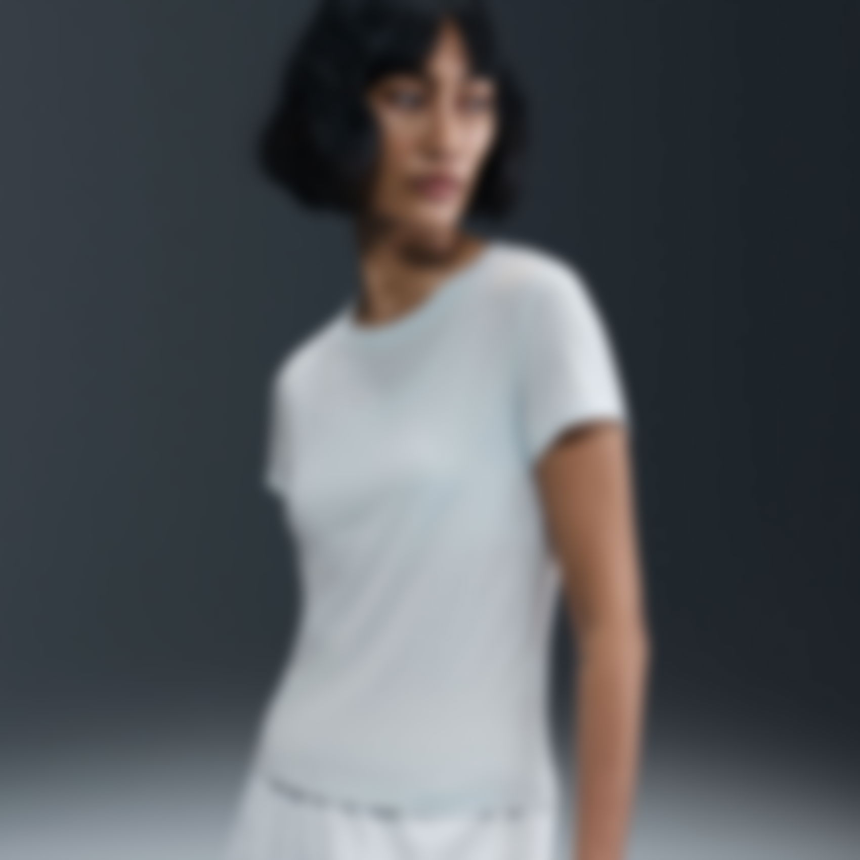 NIKE - Chill Knit Crop Kadın Mavi Tişört