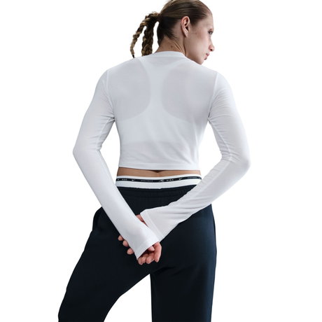 NIKE - Chill Knit LS Crop Kadın Beyaz Tişört (1)