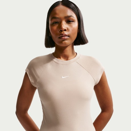 NIKE - Chill Knit Rib Ss Top Kadın Kahverengi Tişört