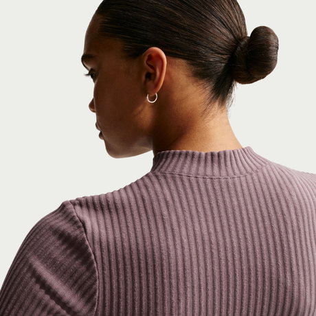 NIKE - Chill Knit Wide Rib Cardigan Kadın Sweatshirt (1)