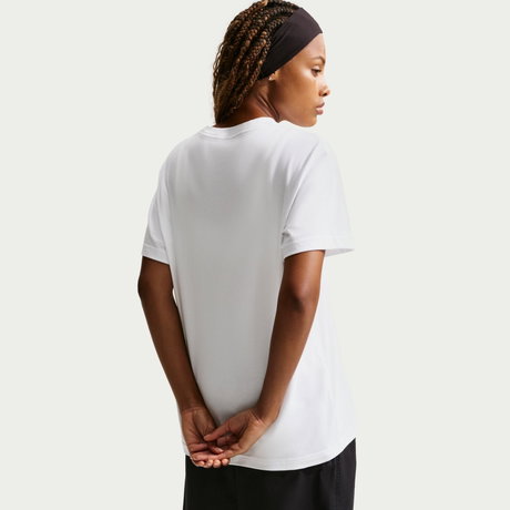 NIKE - Classic Ss Tee Kadın Beyaz Tişört (1)