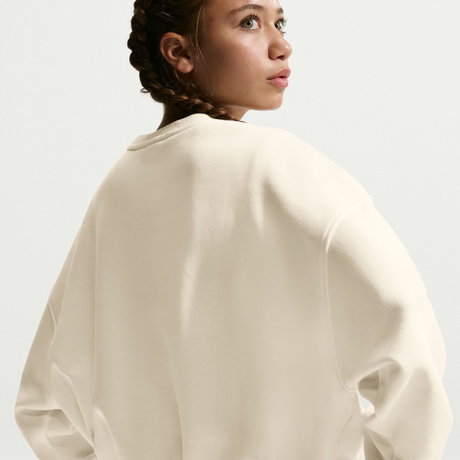 NIKE - Club Fleece Boxy Crew Gfx Çocuk Sweatshirt (1)