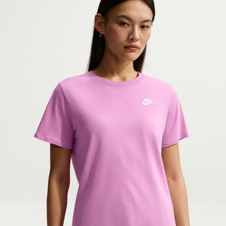 NIKE - Club Ss Tee Kadın Tişört