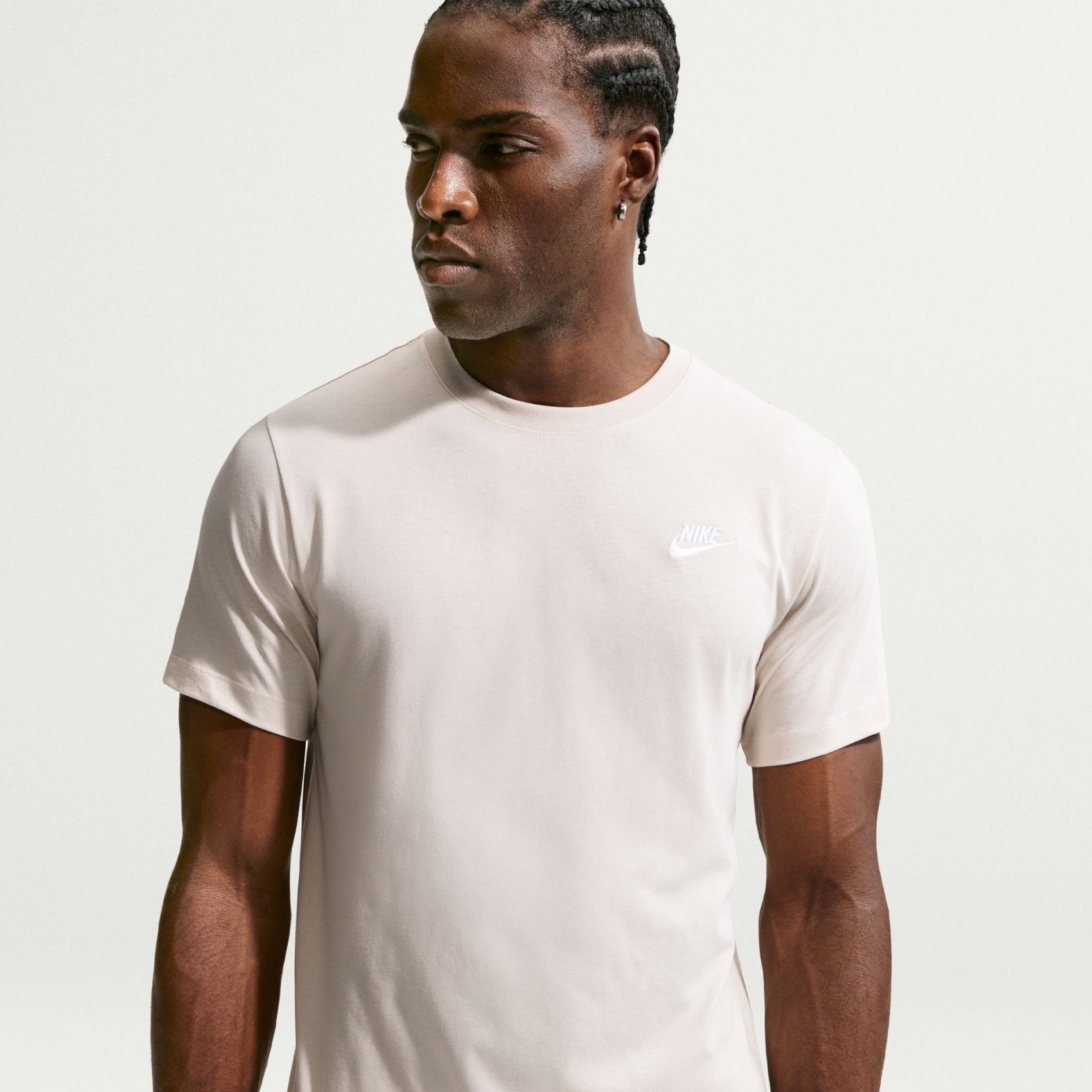 NIKE - Club Tee Erkek Bej Tişört