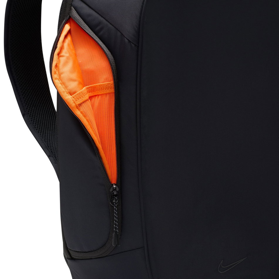 Commute Backpack Siyah Sırt Çantası