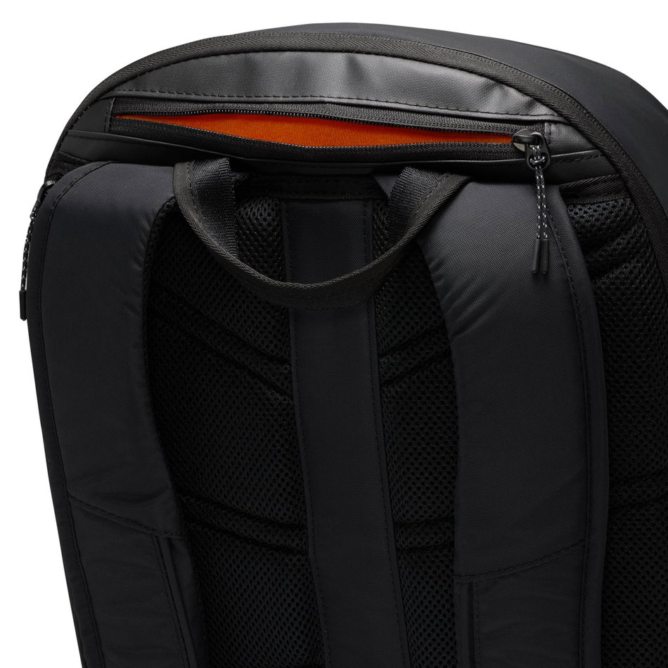 Commute Backpack Siyah Sırt Çantası