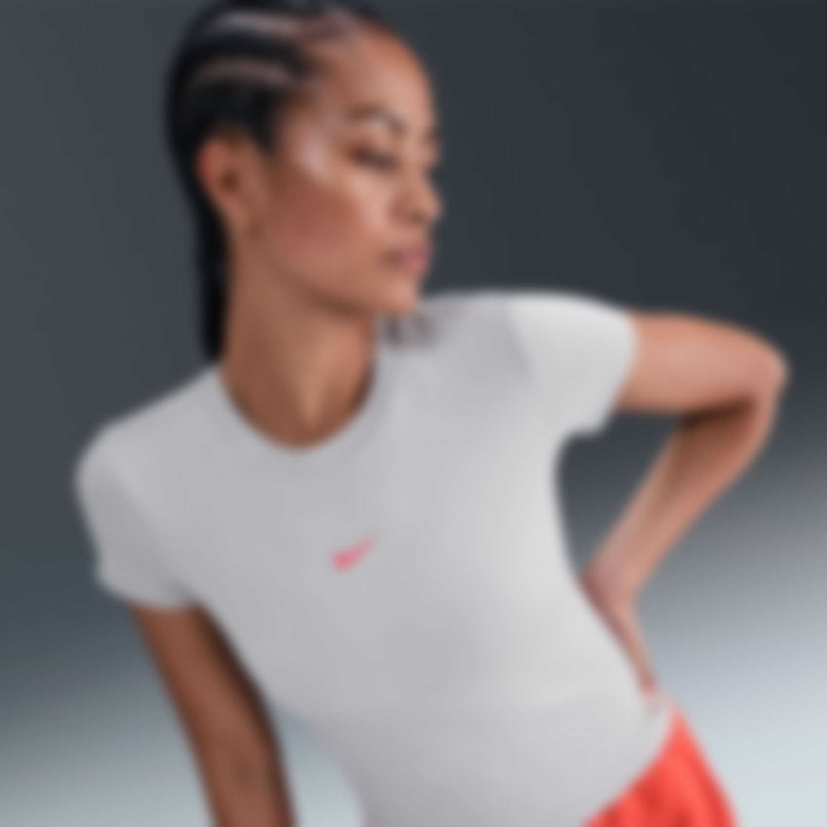 NIKE - Crop Kadın Gri Tişört