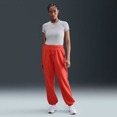 NIKE - Crop Kadın Tişört (1)