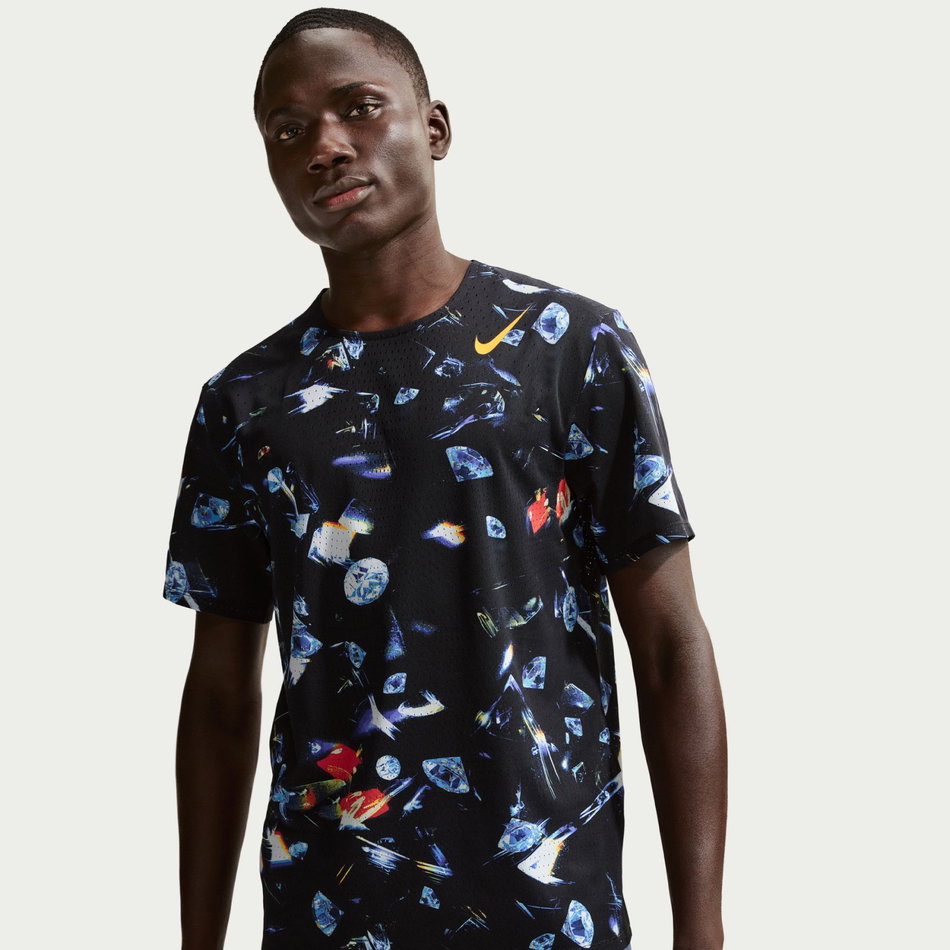 Dri-FIT ADV AeroSwift Aop Ss Erkek Tişört