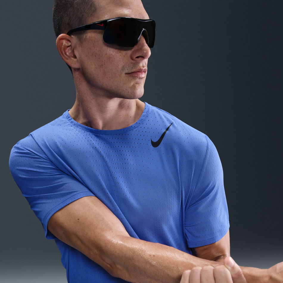 Dri-FIT ADV AeroSwift SS Top Erkek Mavi Tişört
