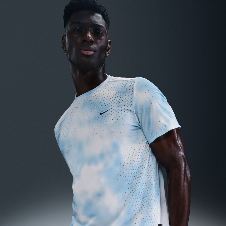 Dri-FIT ADV Running Division Breathe SS Top Erkek Tişört