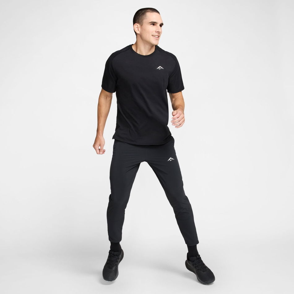 Dri-FIT ADV Solar Chase SS Erkek Siyah Tişört