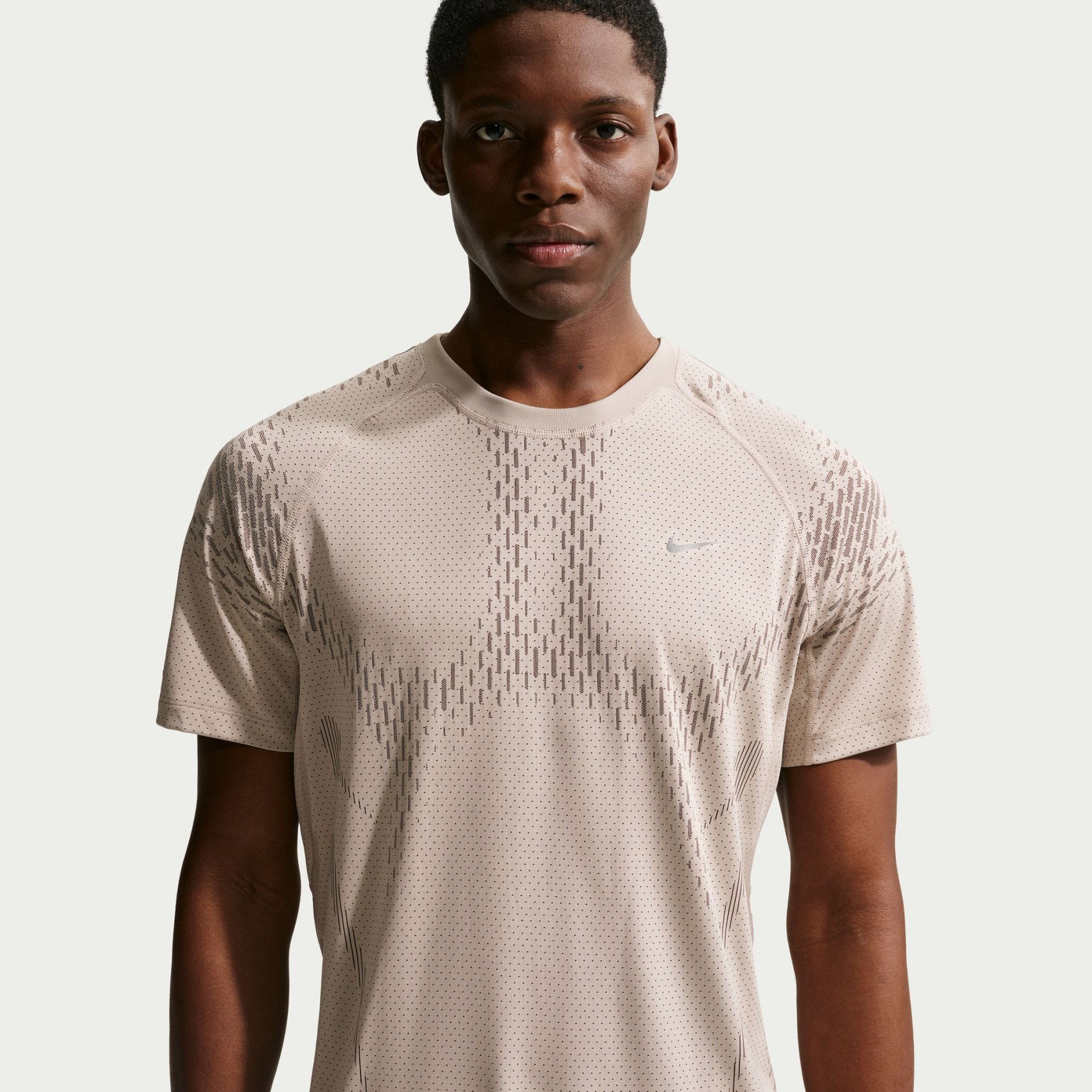 NIKE - Dri-FIT ADV Stride Ss Top Erkek Kahverengi Tişört