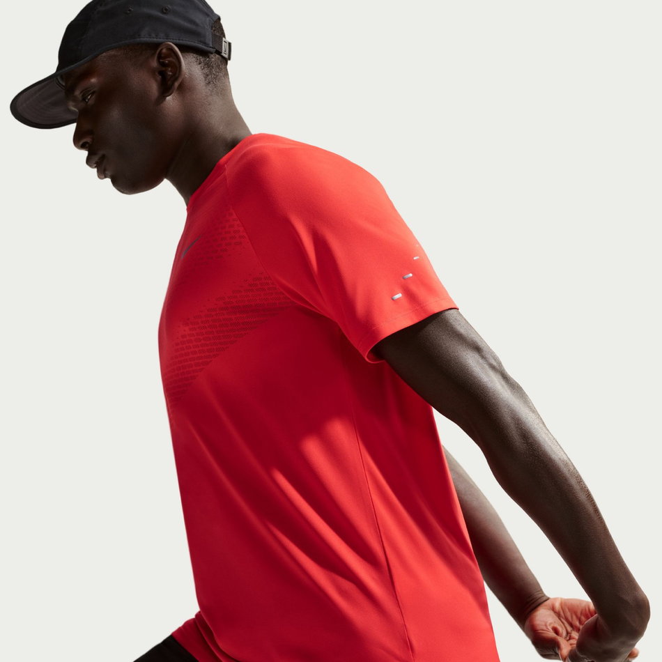 Dri-FIT ADV Stride Ss Top Erkek Kırmızı Tişört