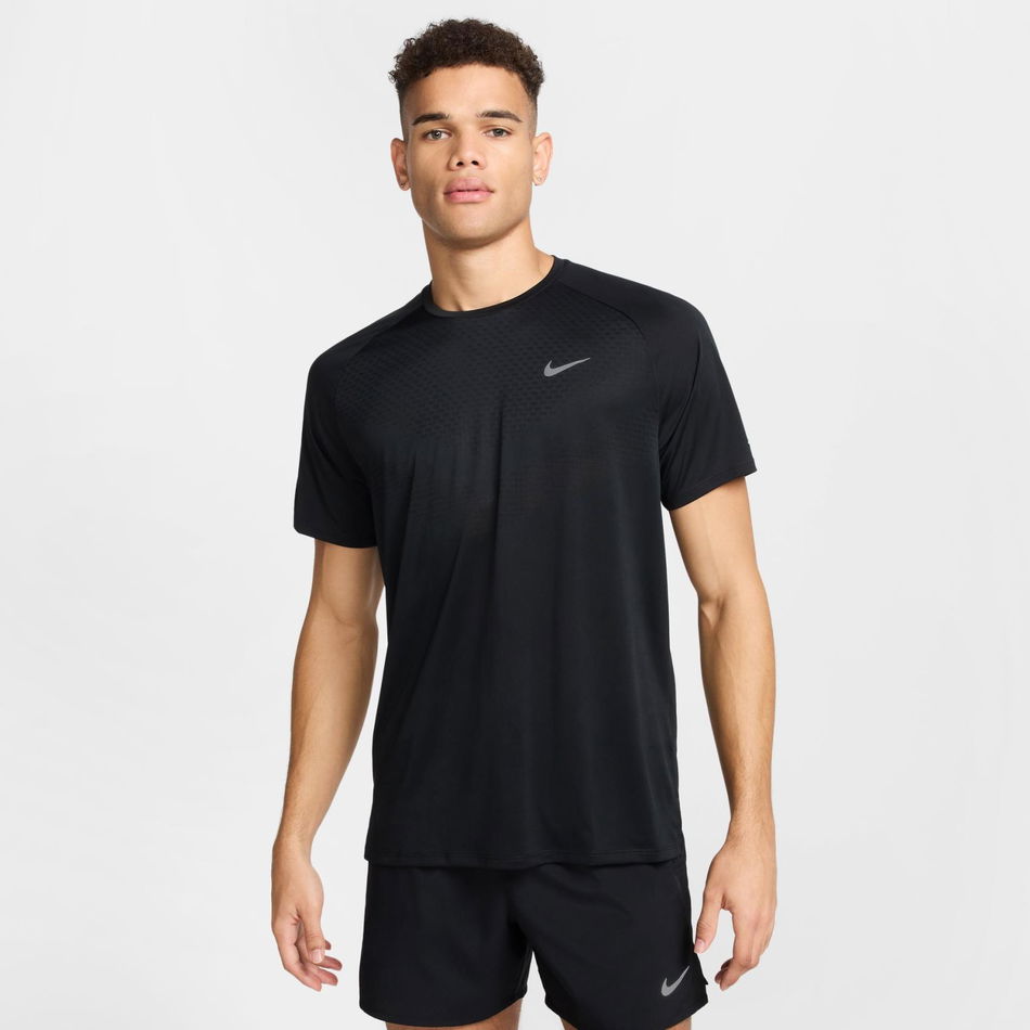 Dri-FIT ADV Stride SS Top Erkek Siyah Tişört