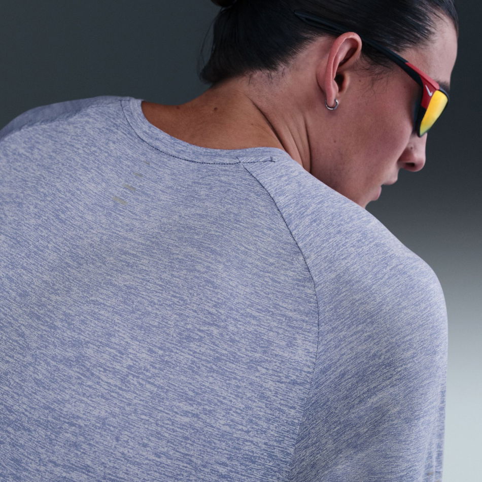 Dri-FIT ADV Stride SS Top Erkek Tişört
