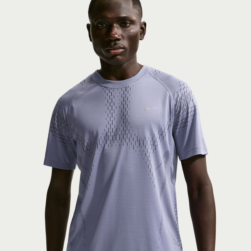 Dri-FIT ADV Stride Ss Top Erkek Tişört