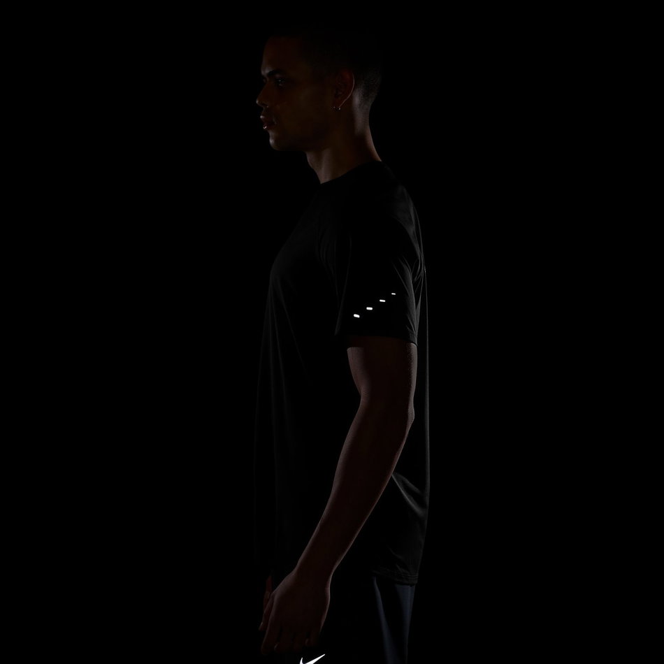 Dri-FIT ADV Stride Unstop Ss Top Erkek Siyah Tişört