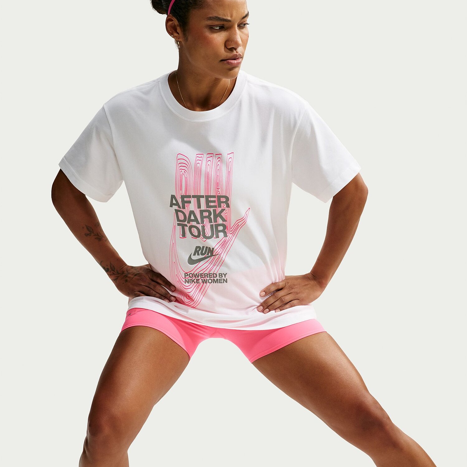 Женская футболка Nike Dri-FIT After Dark Tour Move Tee