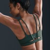 NIKE - Dri-FIT Alate Trace Bra Kadın Sporcu Sütyeni (1)